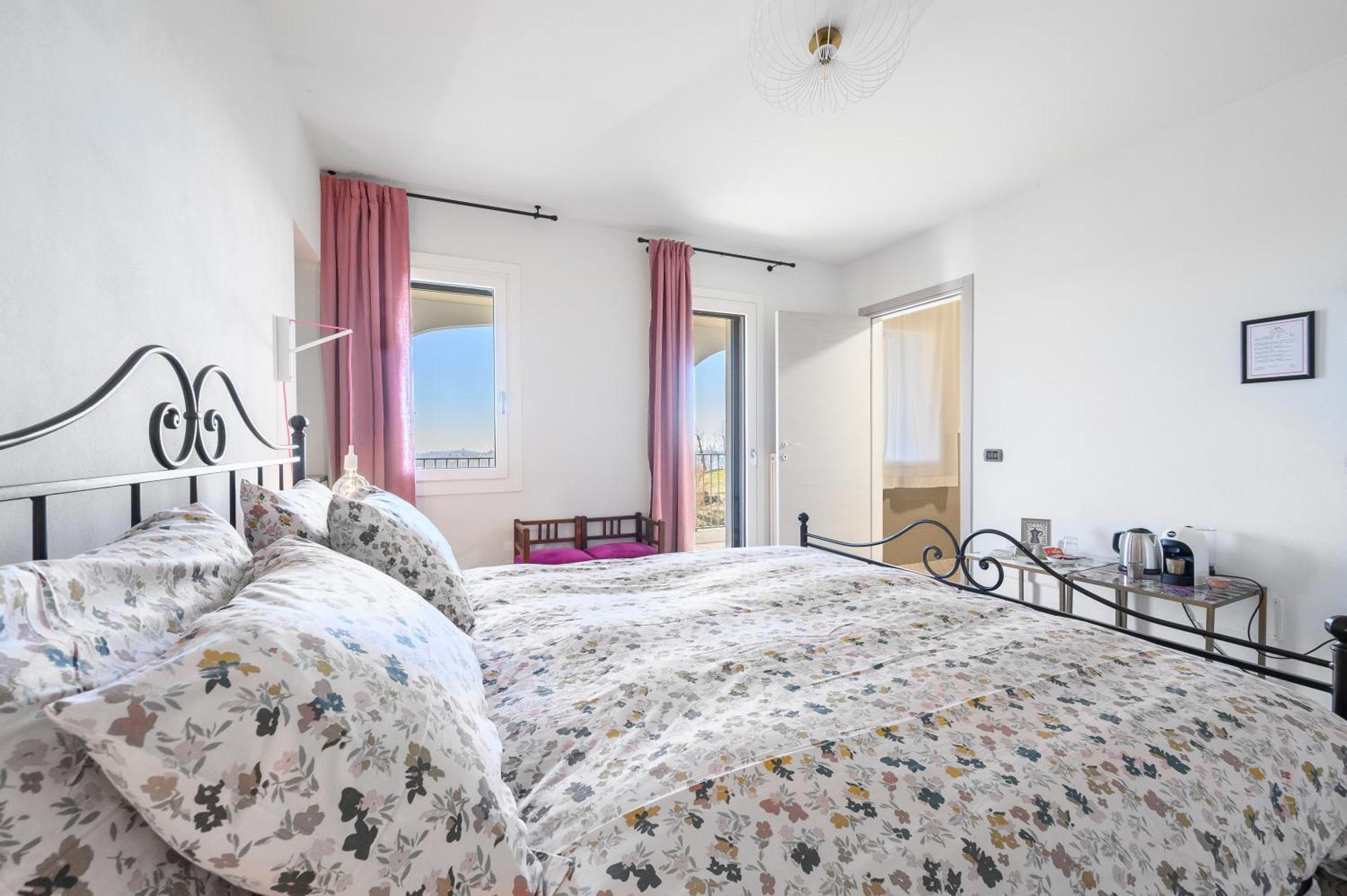Villa Rocco Country House Ozzano Monferrato エクステリア 写真